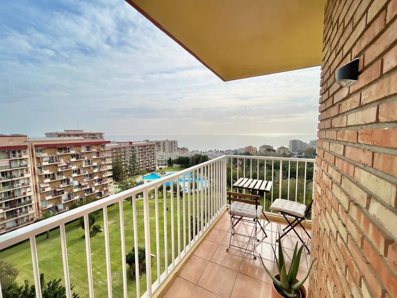 Acogedor Apartamento En Benalmadena Vistas Exteriér fotografie